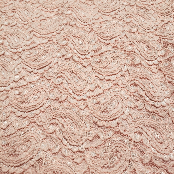 Lace pink crop top - Picture 4 of 4